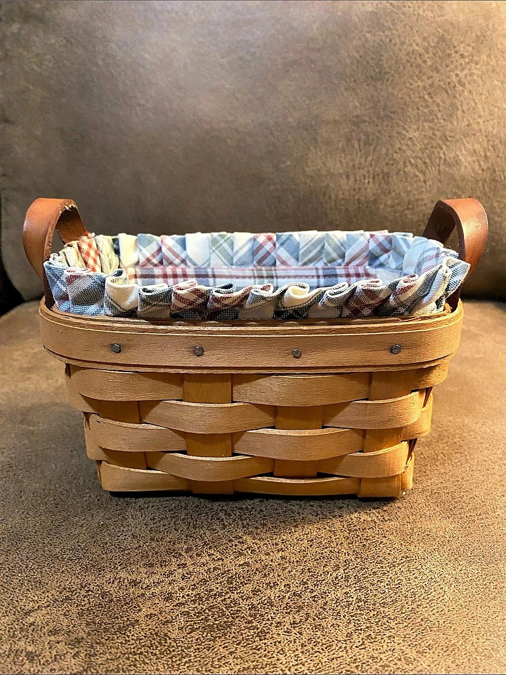 Longaberger Small Key/Tea Basket